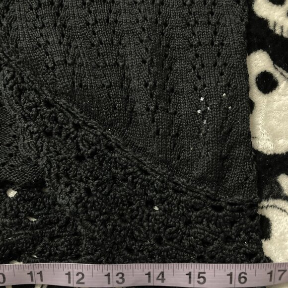 RICKI'S Vintage black short-sleeve scalloped shawl collar v-neck cardigan MEDIUM - Picture 10 of 15